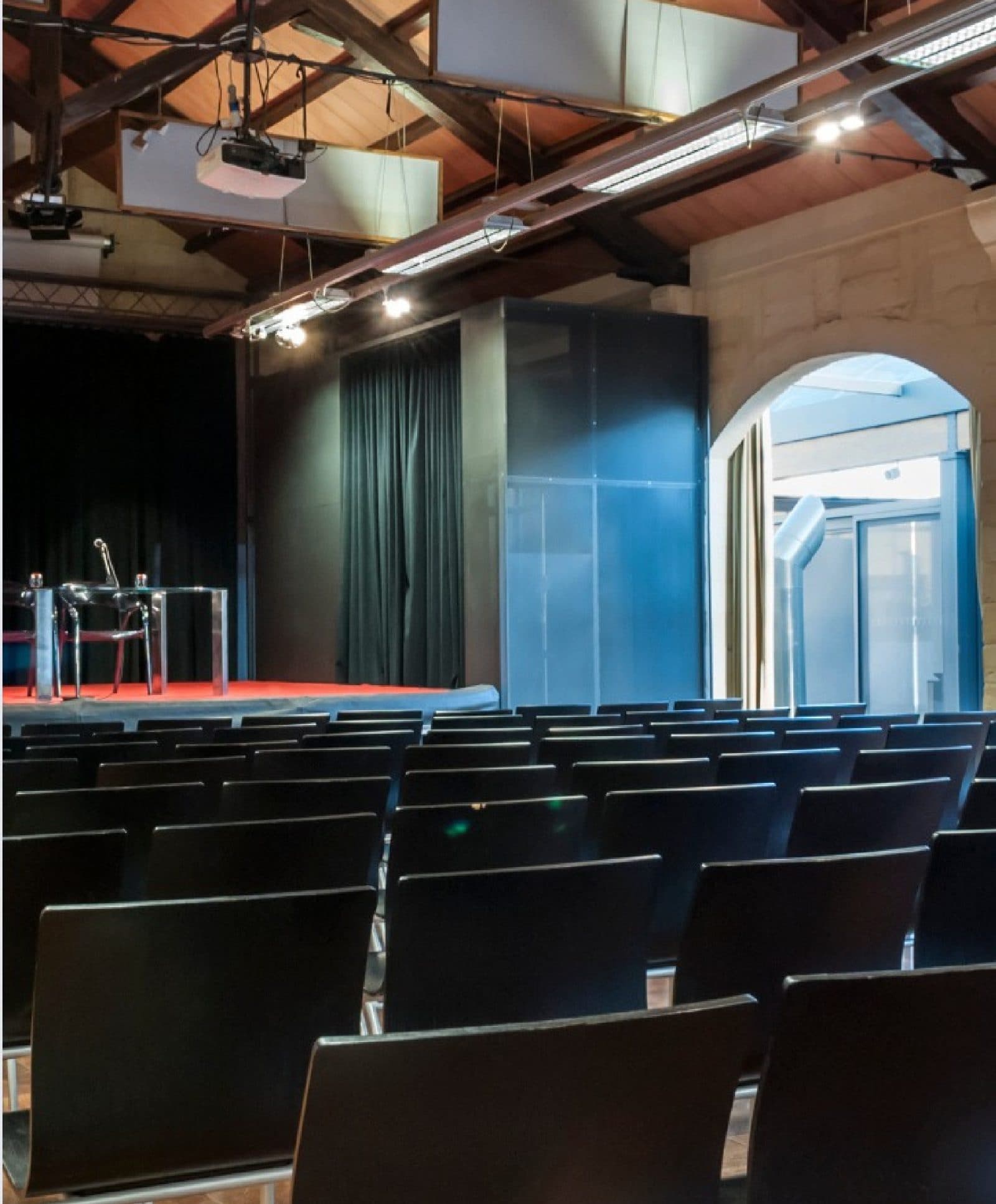 Cantelmo Theater — dettaglio